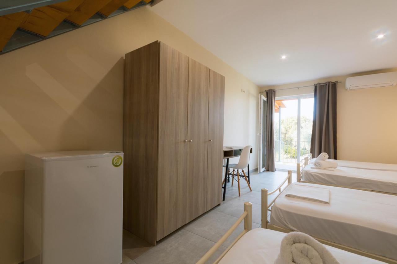 Luca Mare Bed & Breakfast Gouvia Exterior foto