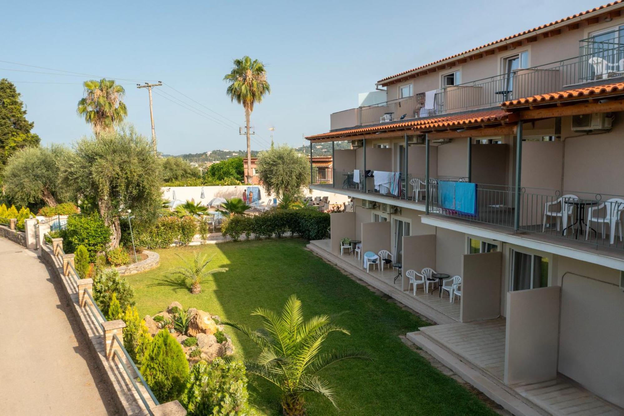 Luca Mare Bed & Breakfast Gouvia Exterior foto